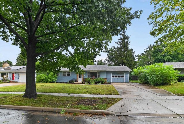 6628 Hubbard Avenue, Middleton, WI 53562