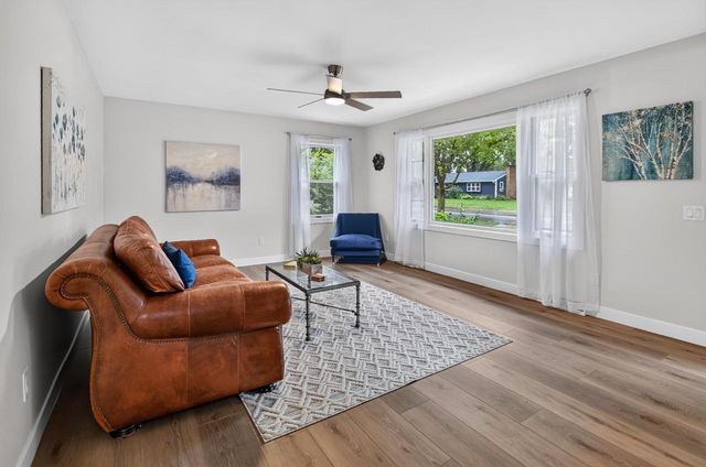 6628 Hubbard Avenue, Middleton, WI 53562