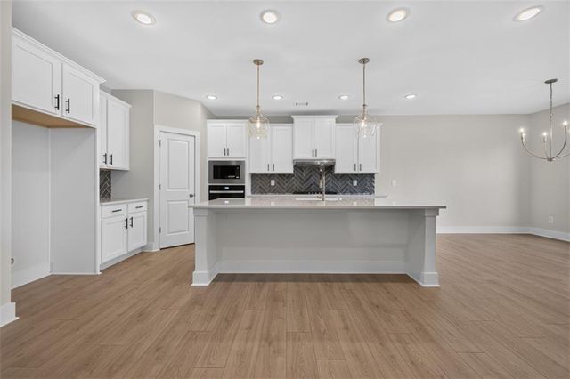 4771 E Reed Road, Gainesville, GA 30507