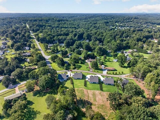 4771 E Reed Road, Gainesville, GA 30507