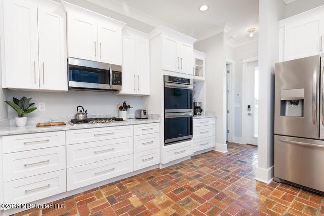 1533 Second Street, Gulfport, MS 39501