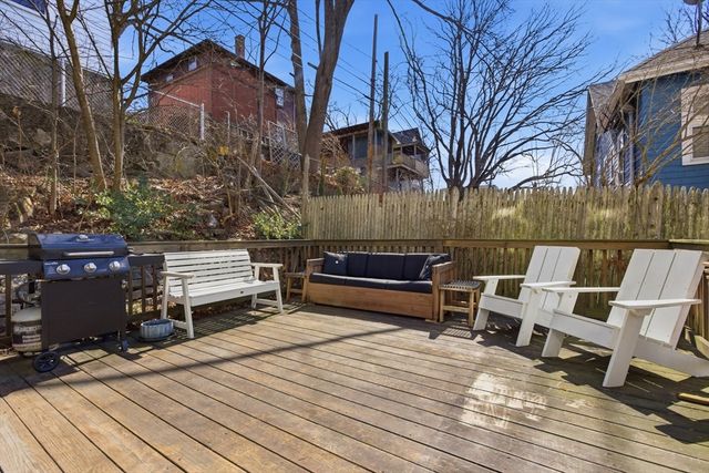 11 Sherwood St 1, Boston, MA 02131