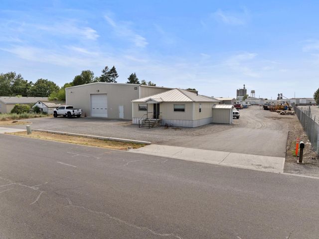 3315 N Tschirley Rd, Spokane Valley, WA 99216