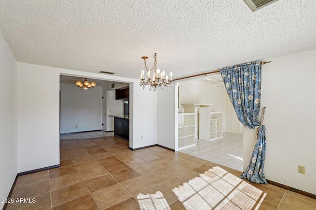 7133 W BANFF Lane, Peoria, AZ 85381