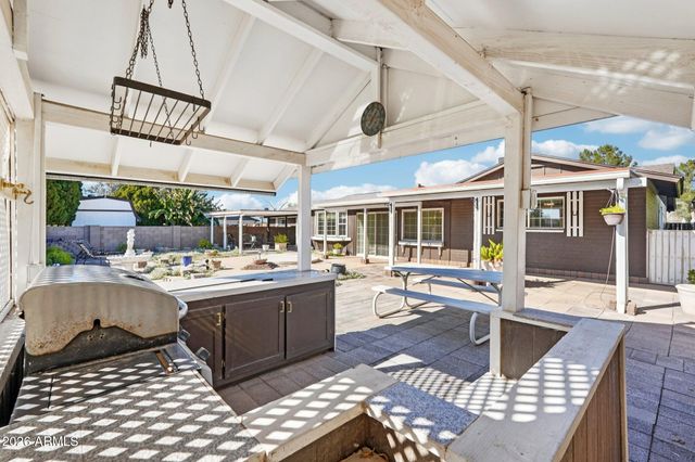 7133 W BANFF Lane, Peoria, AZ 85381