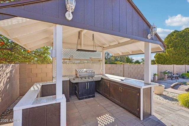 7133 W BANFF Lane, Peoria, AZ 85381