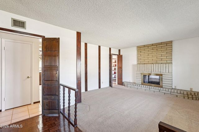 7133 W BANFF Lane, Peoria, AZ 85381