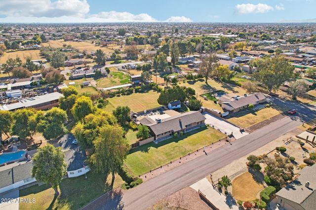 7133 W BANFF Lane, Peoria, AZ 85381