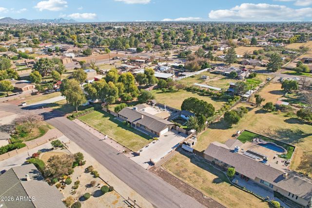 7133 W BANFF Lane, Peoria, AZ 85381