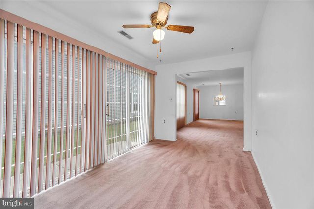 2 EMORY LN, Mount Laurel, NJ 08054