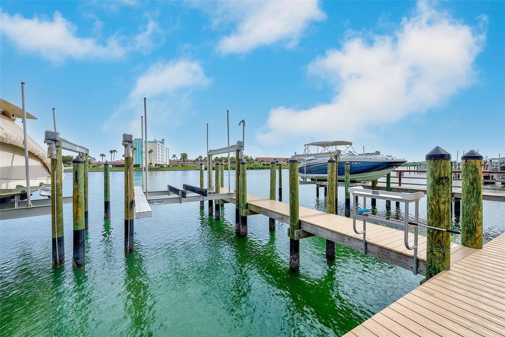 Image 19 of property listing at 20001 GULF BOULEVARD 301, Indian Shores, FL 33785