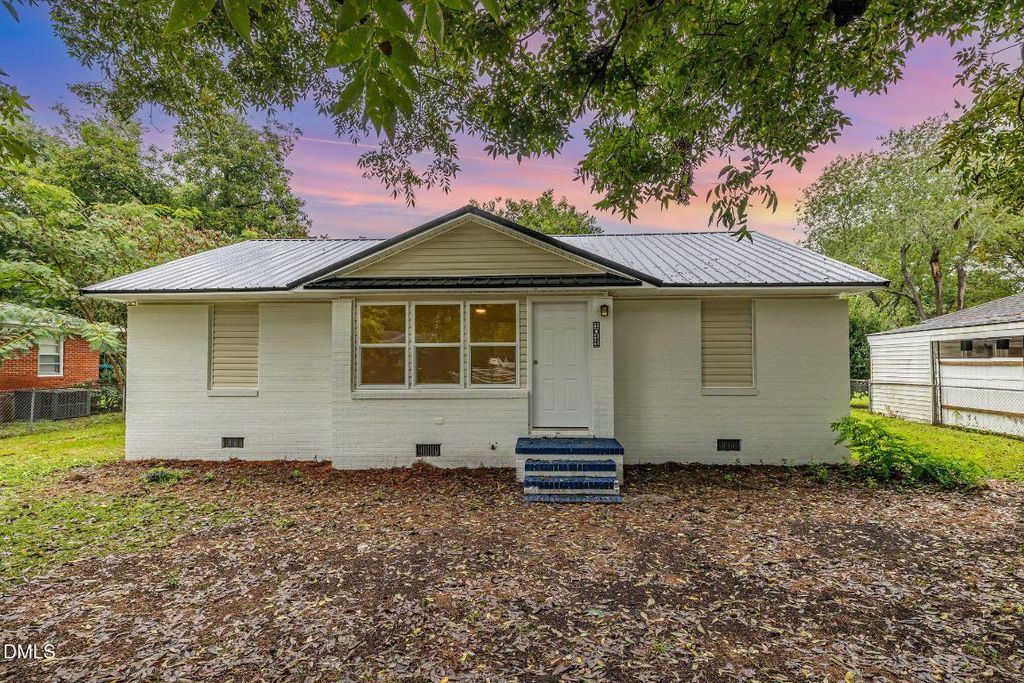 1011 Juniper Drive, Fayetteville, NC 28304
