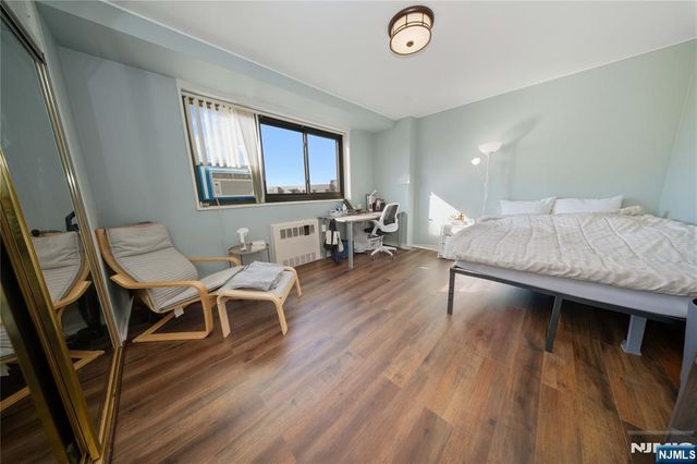 90 Prospect Avenue 6A, Hackensack, NJ 07601