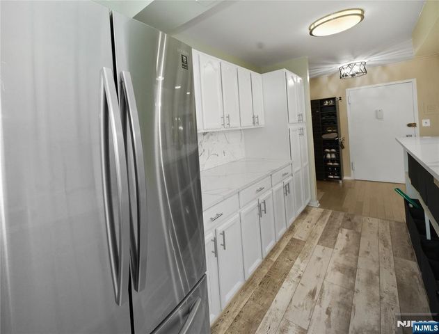 90 Prospect Avenue 6A, Hackensack, NJ 07601