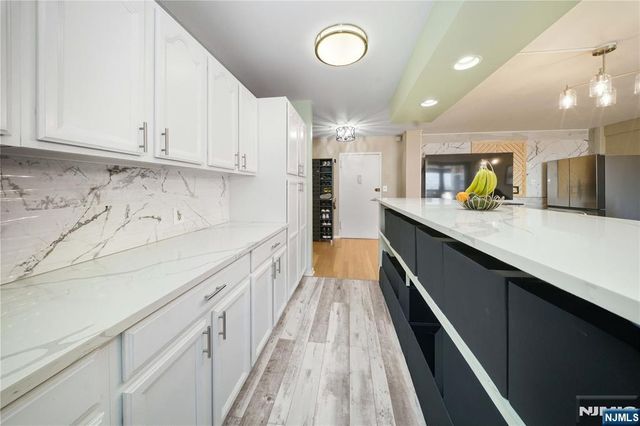 90 Prospect Avenue 6A, Hackensack, NJ 07601