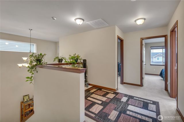 910 Boatman NW, Orting, WA 98360