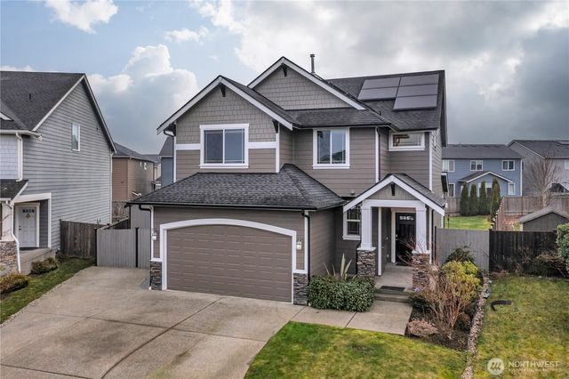 910 Boatman NW, Orting, WA 98360