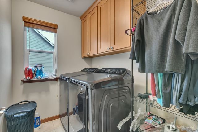 910 Boatman NW, Orting, WA 98360