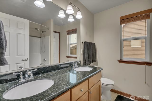 910 Boatman NW, Orting, WA 98360