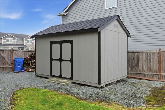 910 Boatman NW, Orting, WA 98360