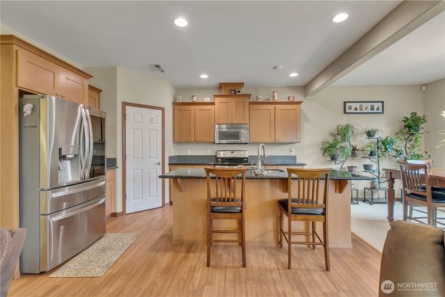 910 Boatman NW, Orting, WA 98360