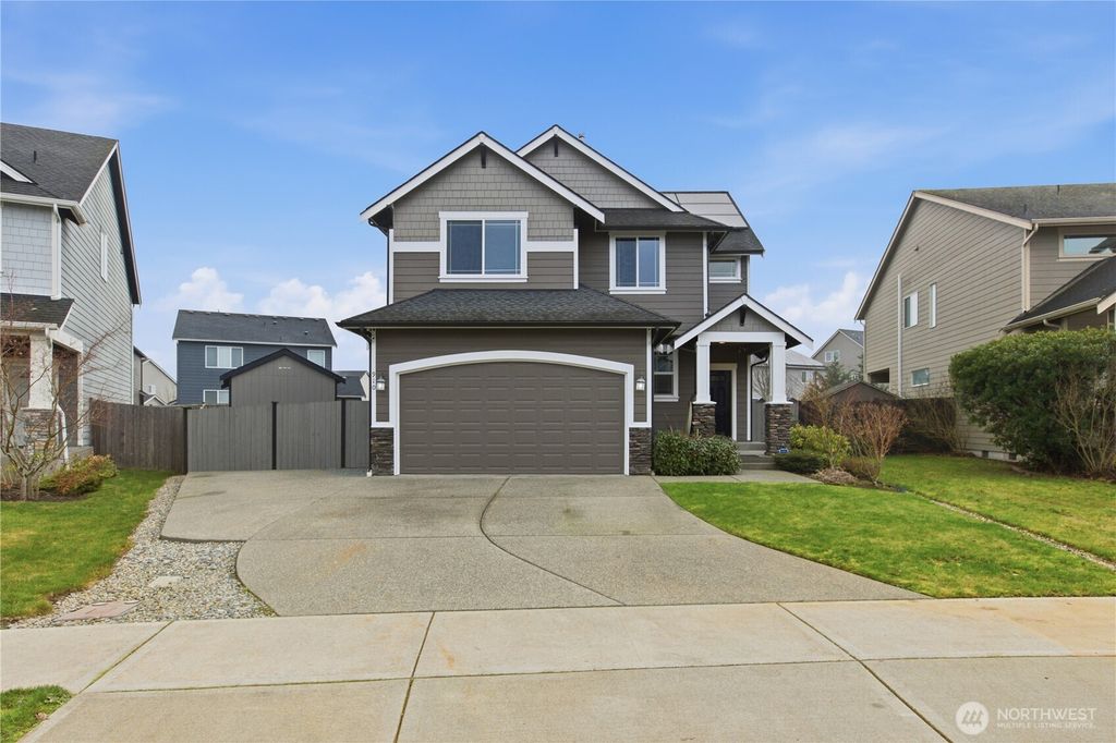 910 Boatman NW, Orting, WA 98360