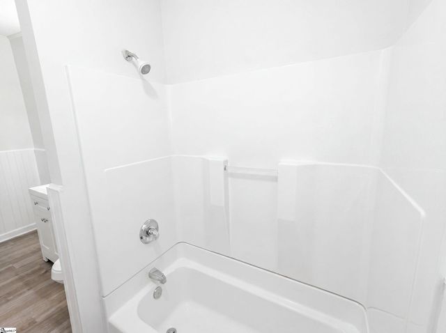 202 E Centennial Street, Clinton, SC 29325