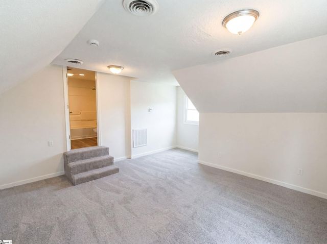 202 E Centennial Street, Clinton, SC 29325