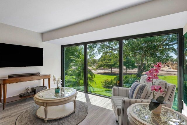 10137 Quail Covey Road Hibiscus N, Boynton Beach, FL 33436