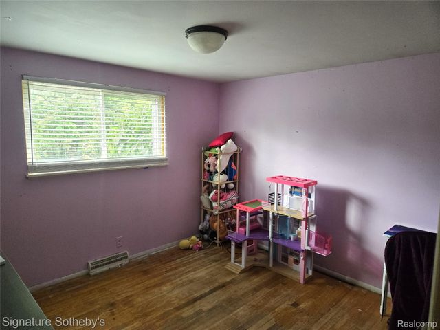 4821 Shelbyshire Drive, Shelby Charter Township, MI 48316