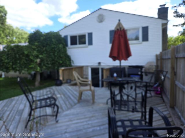 4821 Shelbyshire Drive, Shelby Charter Township, MI 48316