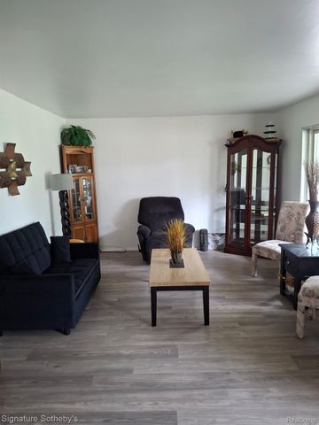 4821 Shelbyshire Drive, Shelby Charter Township, MI 48316