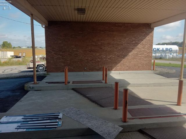 15045 Us Rt 224, Attica, OH 44807