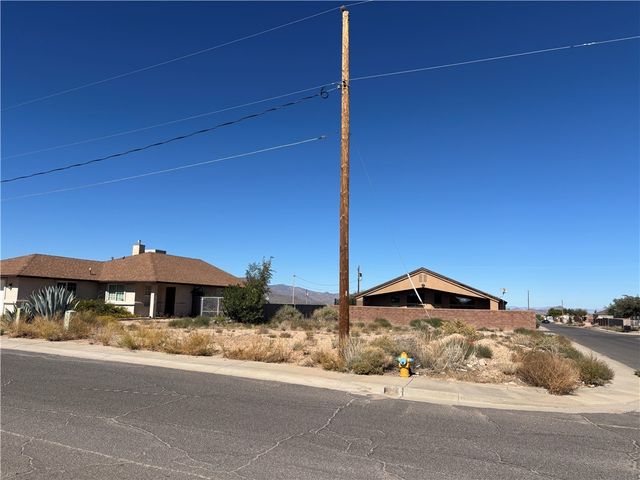 2647 Superba Avenue, Kingman, AZ 86401