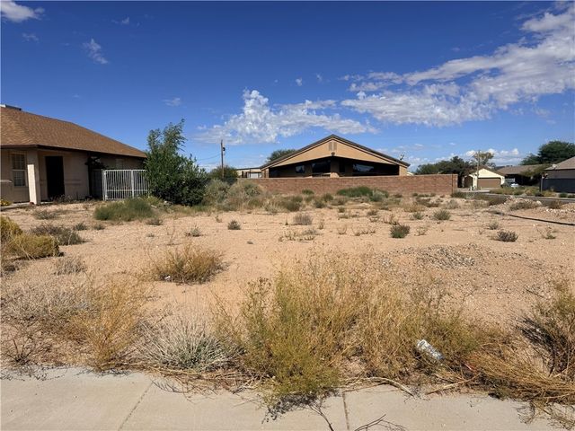 2647 Superba Avenue, Kingman, AZ 86401