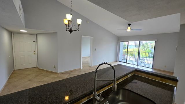9066 W Atlantic Boulevard 436, Coral Springs, FL 33071
