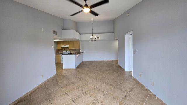 9066 W Atlantic Boulevard 436, Coral Springs, FL 33071