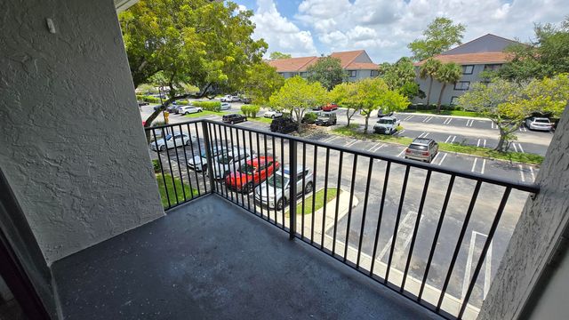 9066 W Atlantic Boulevard 436, Coral Springs, FL 33071