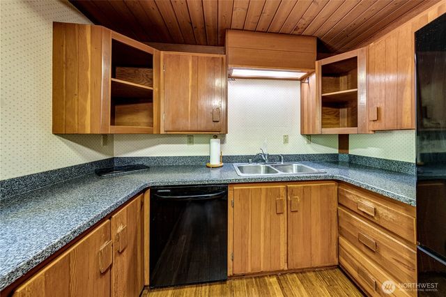 3852 Lost Mountain Road, Sequim, WA 98382