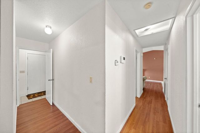 4865 Bamford Dr, Sacramento, CA 95823