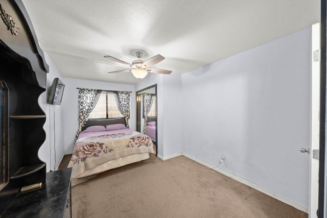 4865 Bamford Dr, Sacramento, CA 95823