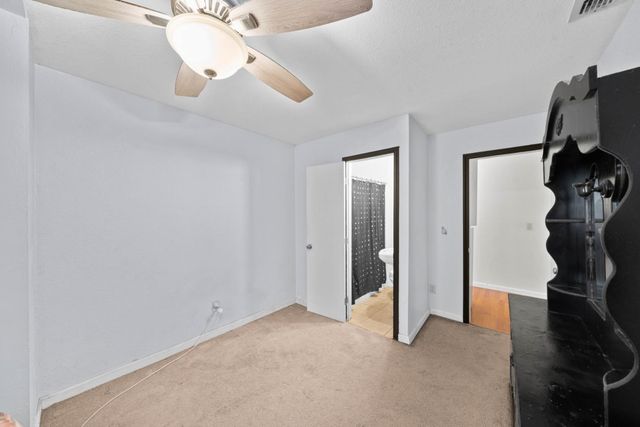 4865 Bamford Dr, Sacramento, CA 95823