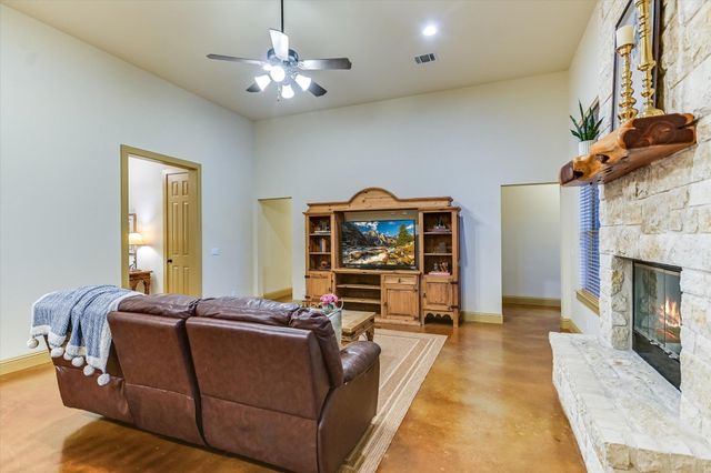 420 MISSION TRL, Wimberley, TX 78676