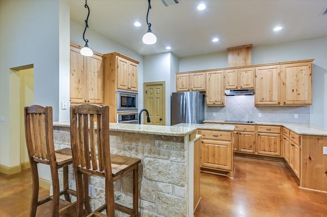 420 MISSION TRL, Wimberley, TX 78676