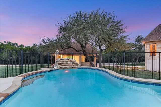 420 MISSION TRL, Wimberley, TX 78676