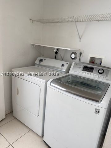 677 NW 42nd Ave 677, Plantation, FL 33317