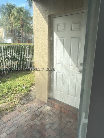 677 NW 42nd Ave 677, Plantation, FL 33317