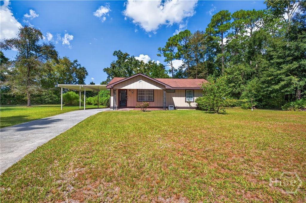 551 Ashmore Road, Hinesville, GA 31313