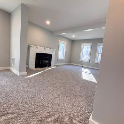 301 Central St, Hudson, MA 01749