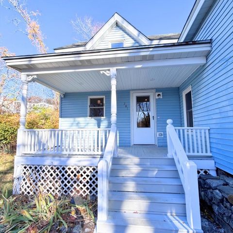 301 Central St, Hudson, MA 01749